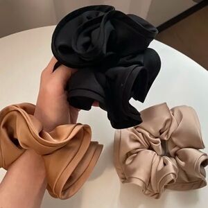Elegant Black and Beige Hair Scrunchies Set